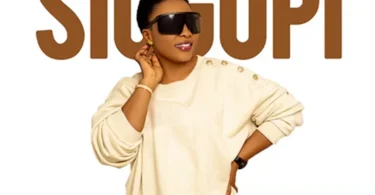 Martha Mwaipaja - Siogopi