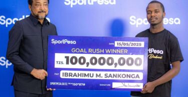 Kijana wa Miaka 23 Ashinda TZS 100 Milioni Kupitia SportPesa Goal Rush!
