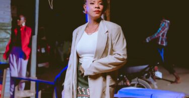 Lady Jaydee – Silver (Outro)