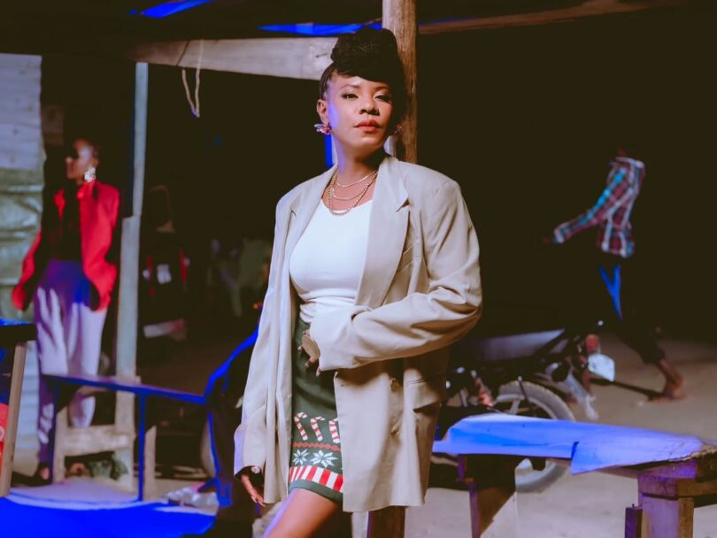 Lady Jaydee – Silver (Outro)