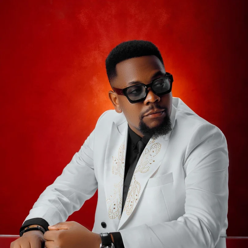 Kibonge wa Yesu Ft. Japhet Zabron - Nimesimama Tena